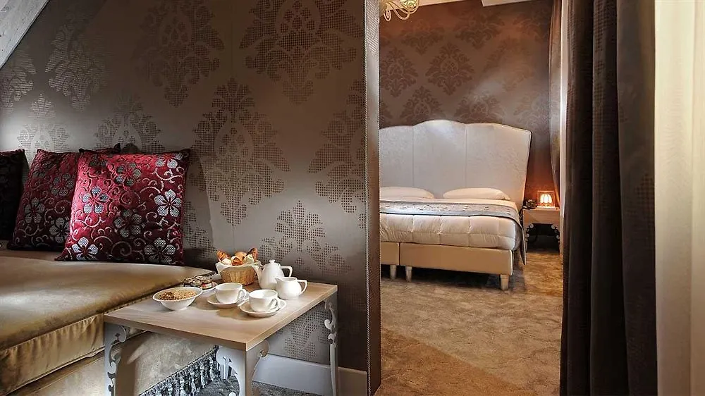 Aqua B Hotel Venice 4*,
